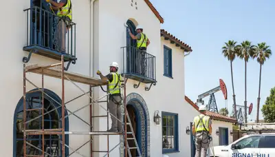 Professional painter service in Long Beach, CA for interior and exterior painting projects